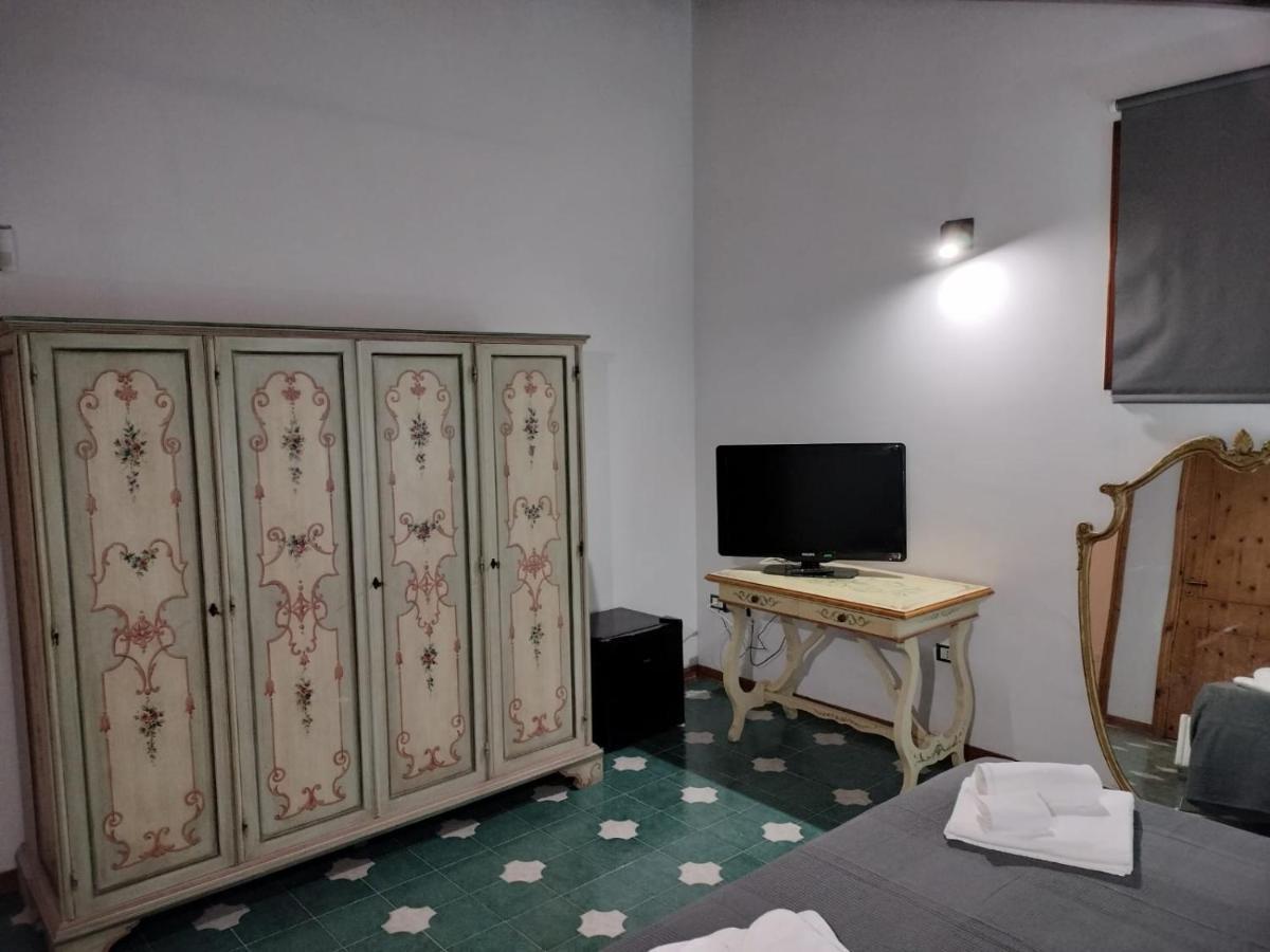 Villa Letizia Rooms & Apartments Noto Exterior foto